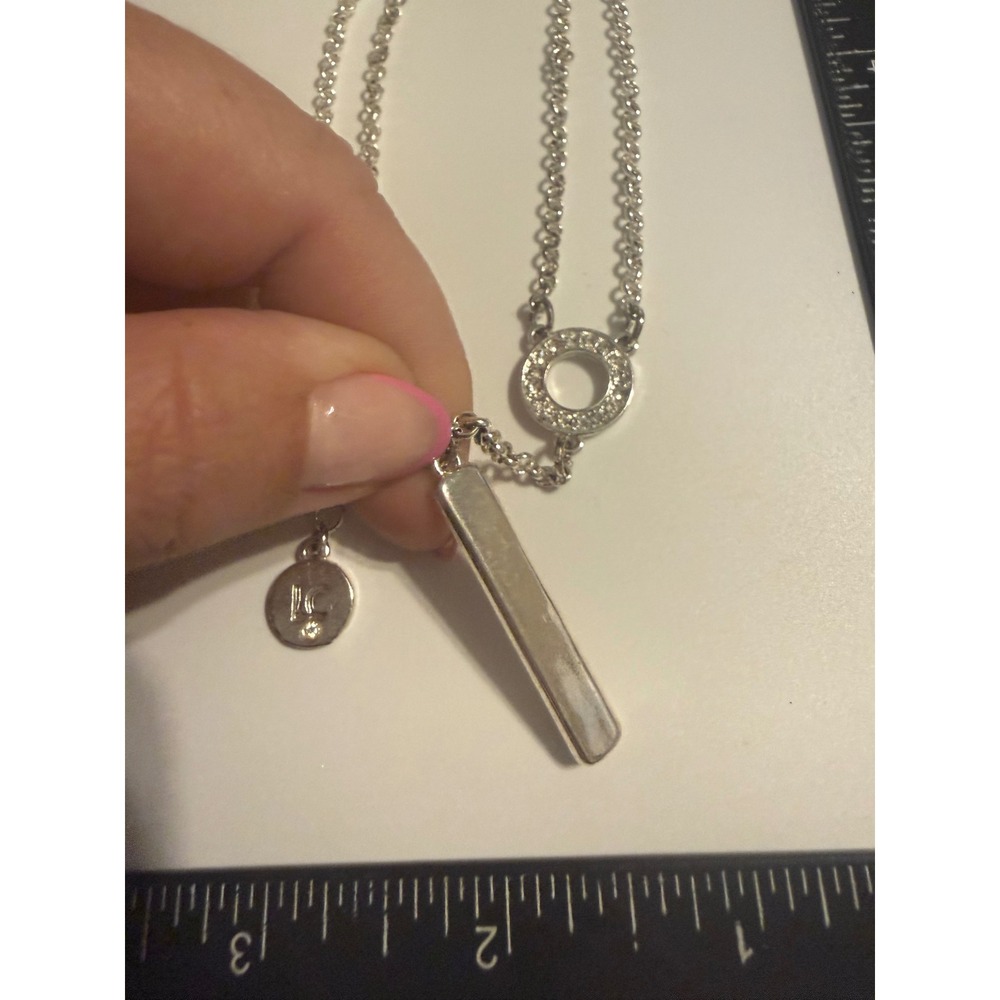 Liz Claiborne Silver Tone Pave Circle and Bar Lariat Drop Necklace LC Logo Tag - Picture 4 of 4